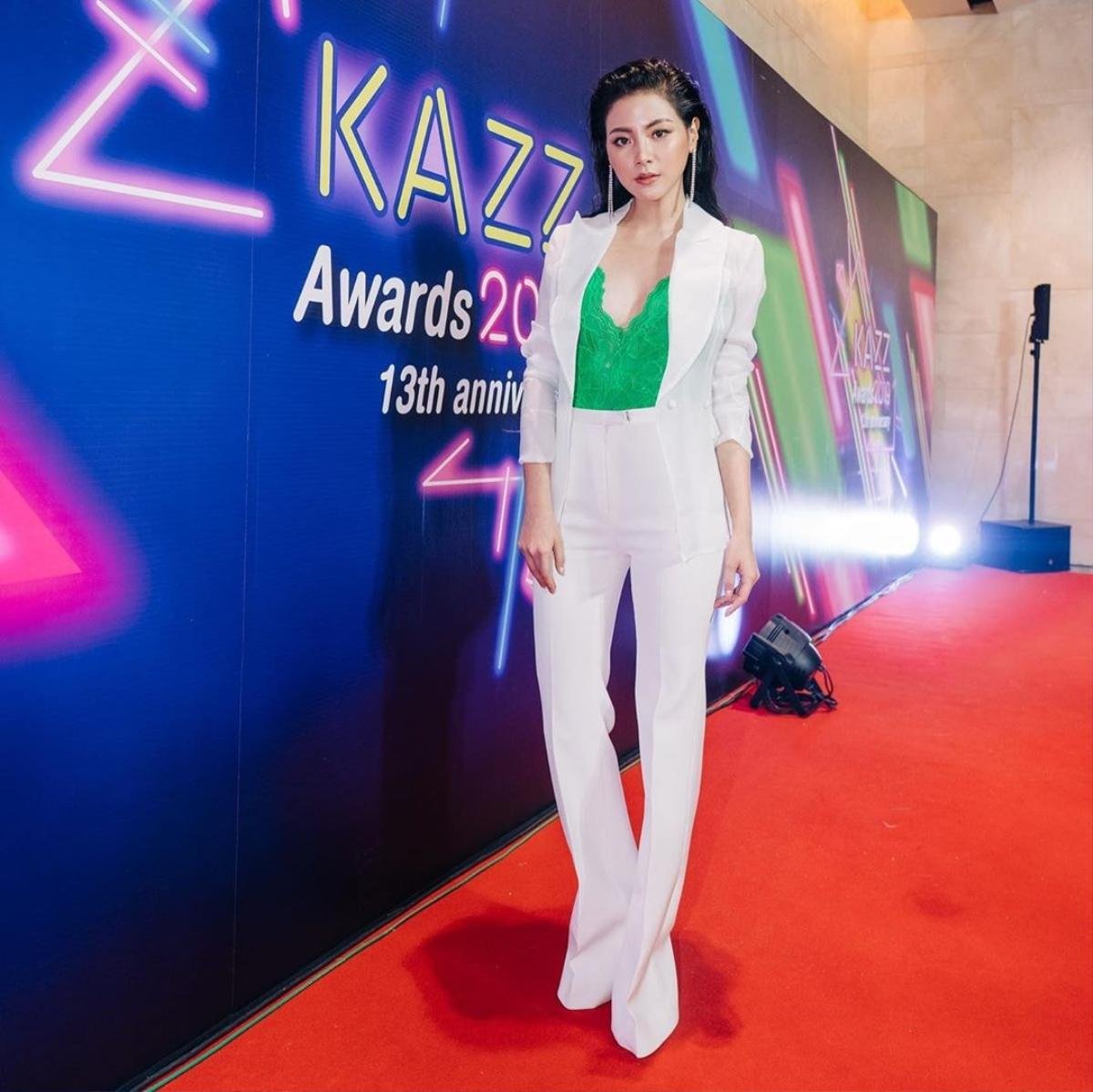 Dàn sao Thái Lan đọ sắc tại thảm đỏ Kazz Awards 2019, ai là người vinh dự được mang cúp về nhà? Ảnh 1