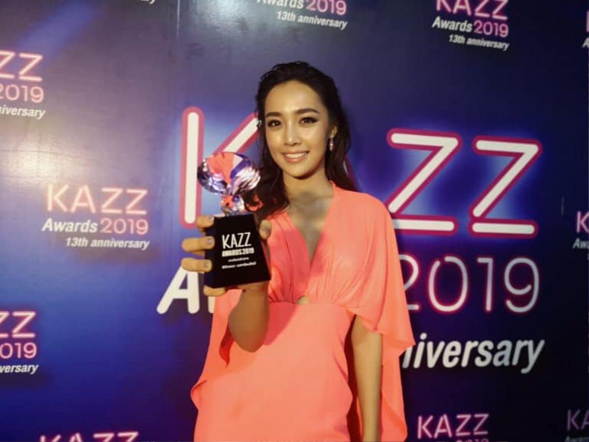 Dàn sao Thái Lan đọ sắc tại thảm đỏ Kazz Awards 2019, ai là người vinh dự được mang cúp về nhà? Ảnh 28