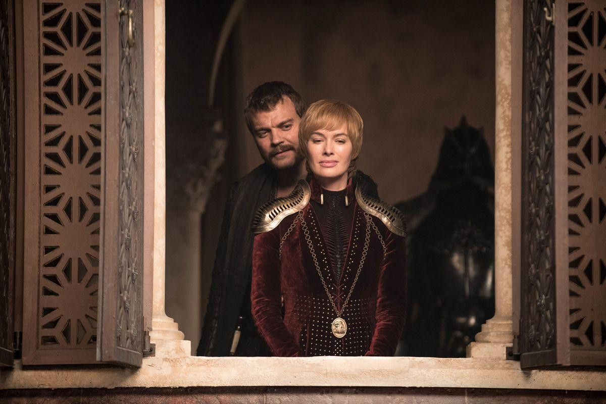 'Game of Thrones' mùa 8 tập 5: Euron Greyjoy trả giá đắt, Jaime và Cersei Lannister gặp đại nạn Ảnh 3