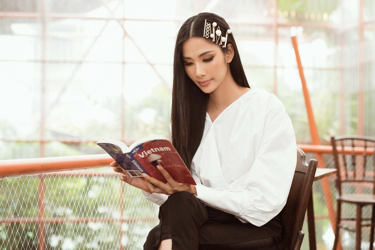 Nhan sắc Hoàng Thuỳ cuốn hút chuẩn quốc tế khi chính thức đại diện Việt Nam thi Miss Universe 2019 Ảnh 5