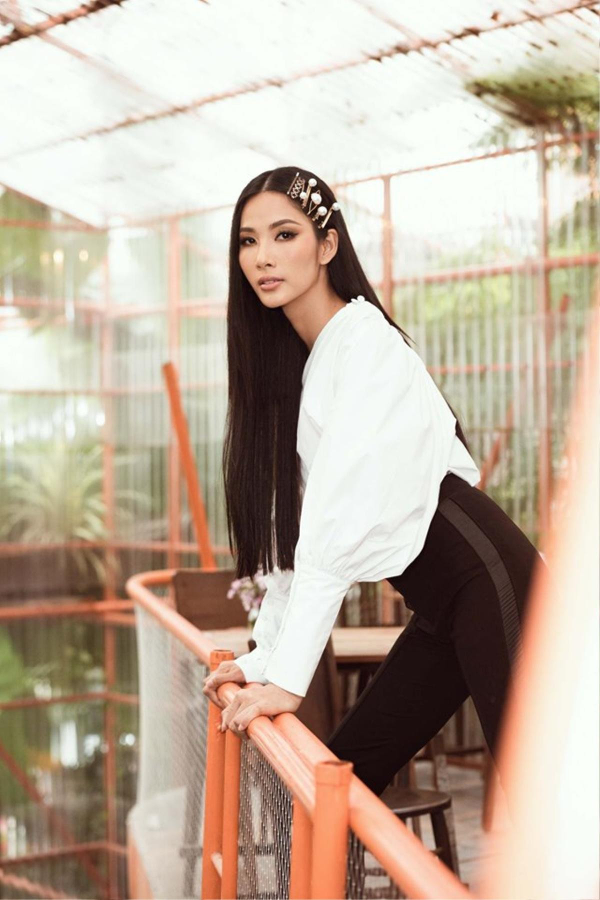 Nhan sắc Hoàng Thuỳ cuốn hút chuẩn quốc tế khi chính thức đại diện Việt Nam thi Miss Universe 2019 Ảnh 3