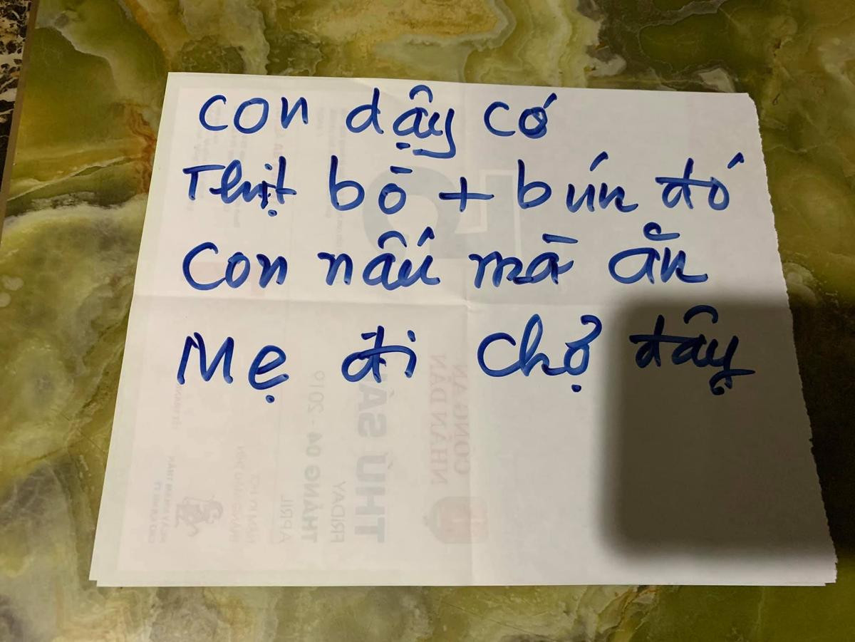 Góc ganh tỵ: Cô gái được mẹ viết từng mẩu giấy nhắc nhở từ bữa ăn đến hướng dẫn trị mụn Ảnh 6