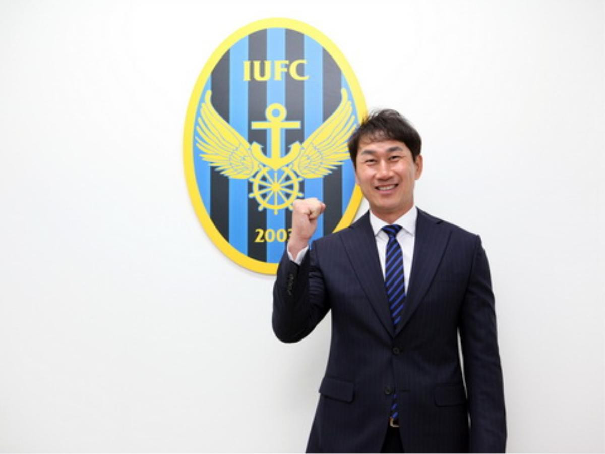 Thầy mới của Công Phượng ở Incheon United