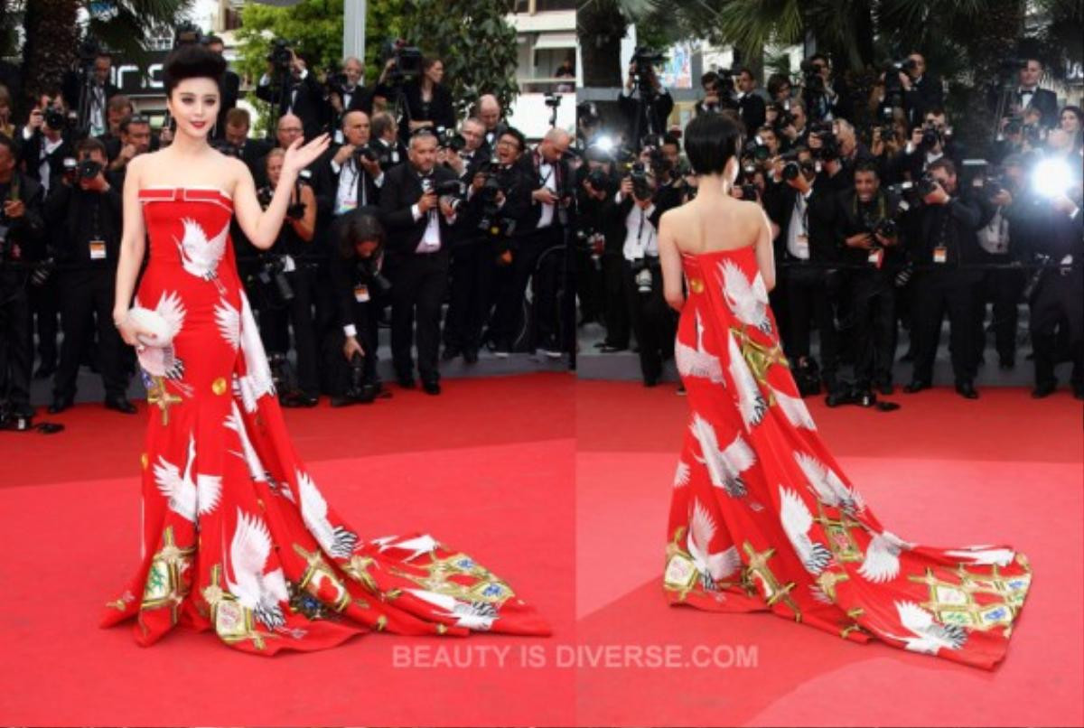 Phạm Băng Băng 'hàng thật' không xuất hiện tại Cannes, bản sao đã chuẩn bị đồ ngay lập tức tới Pháp Ảnh 5