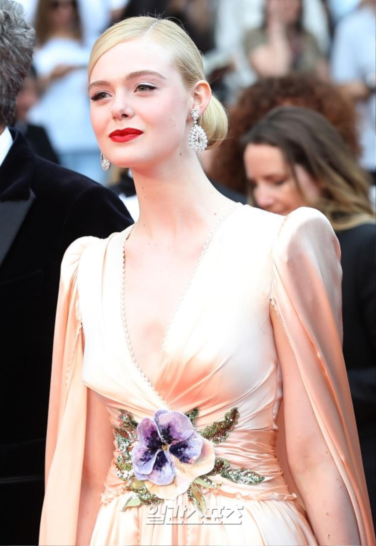 Jessica Jung bị chỉ trích, ném đá dữ dội khi tham dự 'LHP Cannes 2019' Ảnh 6