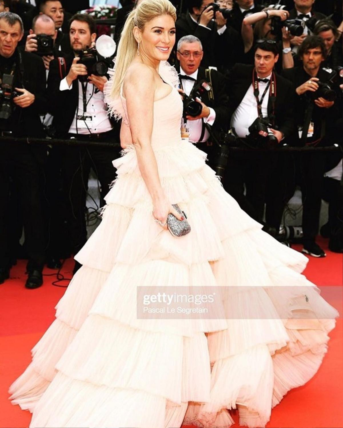 Những kiểu váy công chúa xinh lung linh của các mỹ nhân trên thảm đỏ LHP Cannes 2019 Ảnh 6