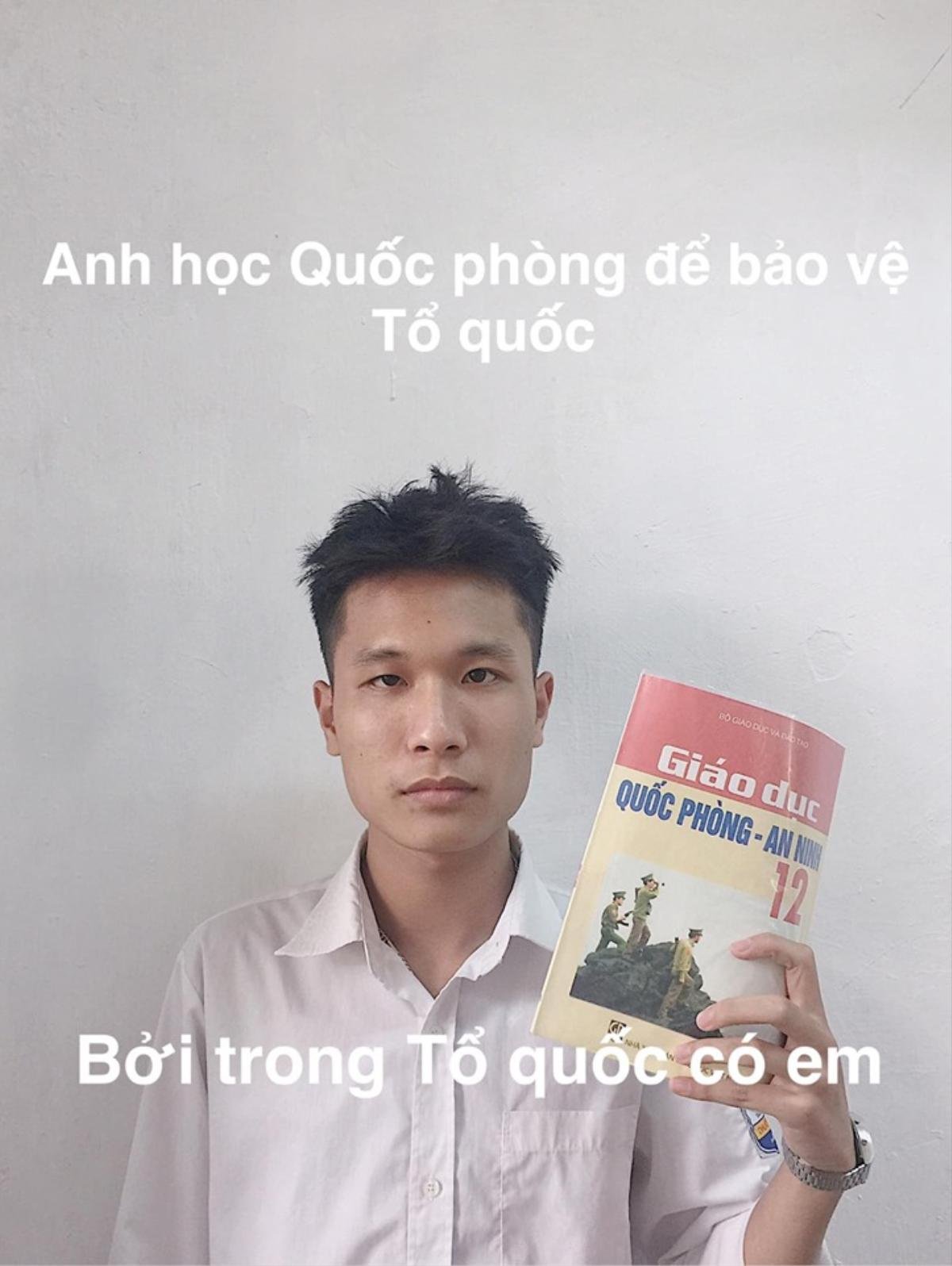 Cuối năm đến lớp, nam thanh niên 'thả thính' cực chất với sách giáo khoa làm nhiều bạn nữ đổ 'rầm rầm' Ảnh 4