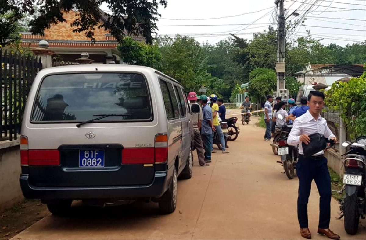 SỐC: Thêm thi thể thứ 2 đang phân huỷ trong khối bê tông tại căn nhà cấp 4 Bình Dương Ảnh 1