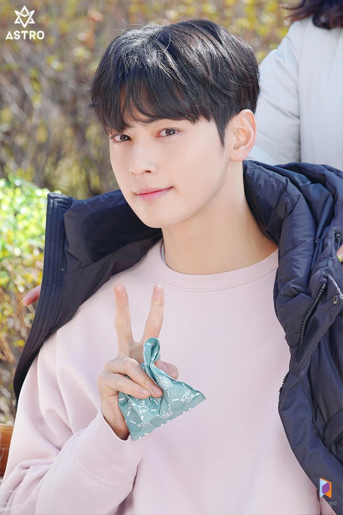 Bộ ảnh gây thương nhớ của 'nam thần vạn người mê' Cha Eun Woo (ASTRO) Ảnh 1