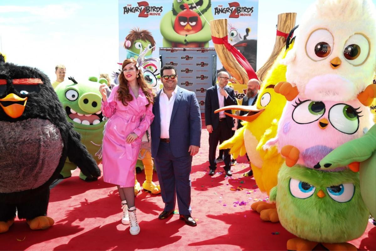 Angry Birds 2 quảng bá tại LHP Cannes 2019, chim điên và lợn gây náo loạn thảm đỏ vì quá đáng yêu Ảnh 11