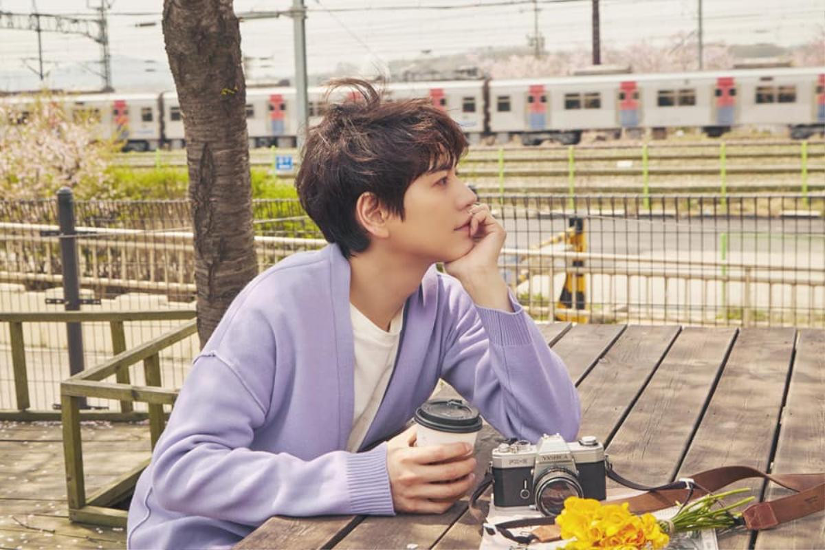 Vừa phát hành bản ballad ngọt ngào Time With You, Kyuhyun (Super Junior) tiếp tục trở lại 'rầm rầm' khiến E.L.F đứng ngồi không yên Ảnh 1