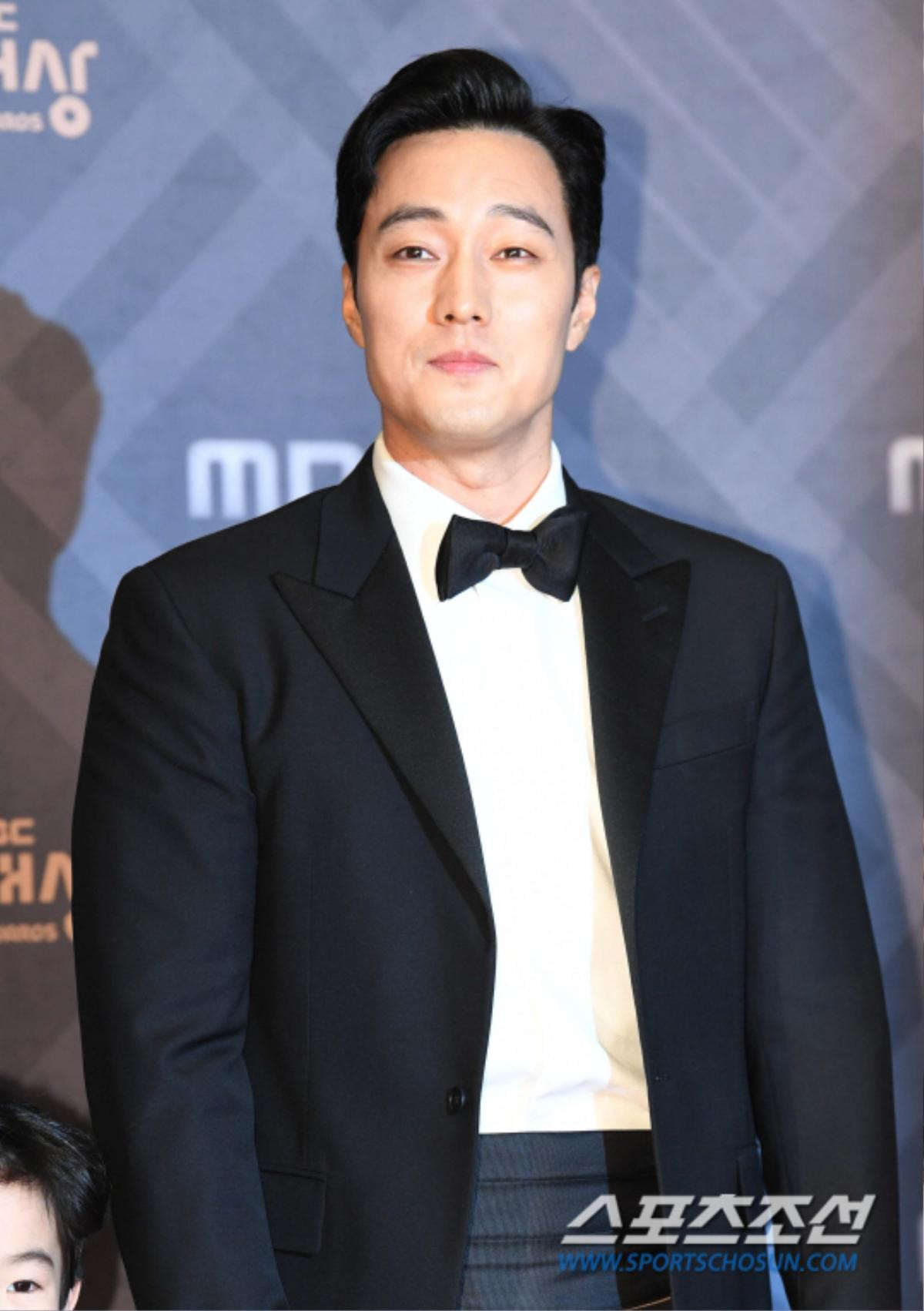 Từ chuyện So Ji Sub đến Bảo Anh - Hồ Quang Hiếu: Có nên công khai chuyện tình yêu trong showbiz không? Ảnh 2