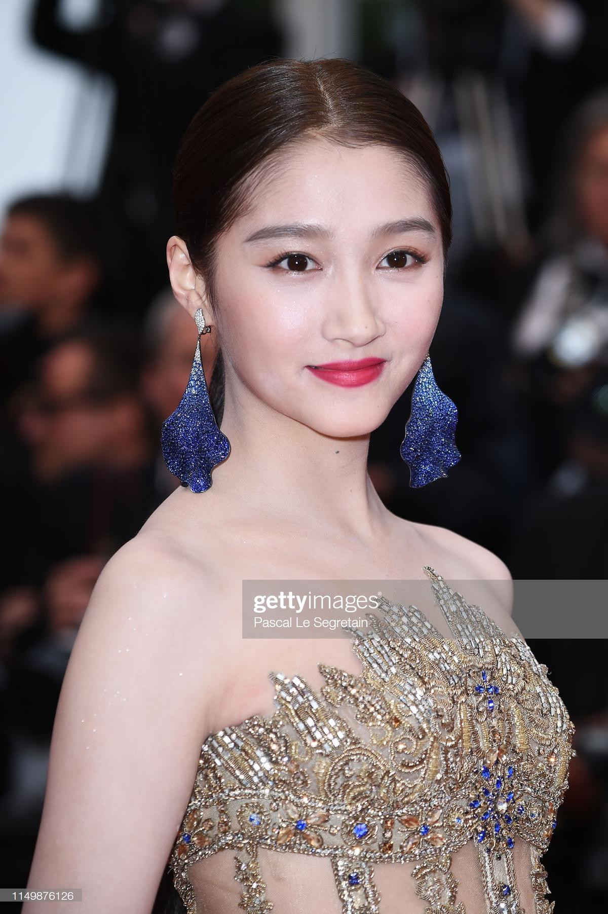 Thảm đỏ Cannes 2019 ngày 4: Sao Thái đọ sắc Hoa ngữ, Chompoo Araya hay Quan Hiểu Đồng nổi bật? Ảnh 11