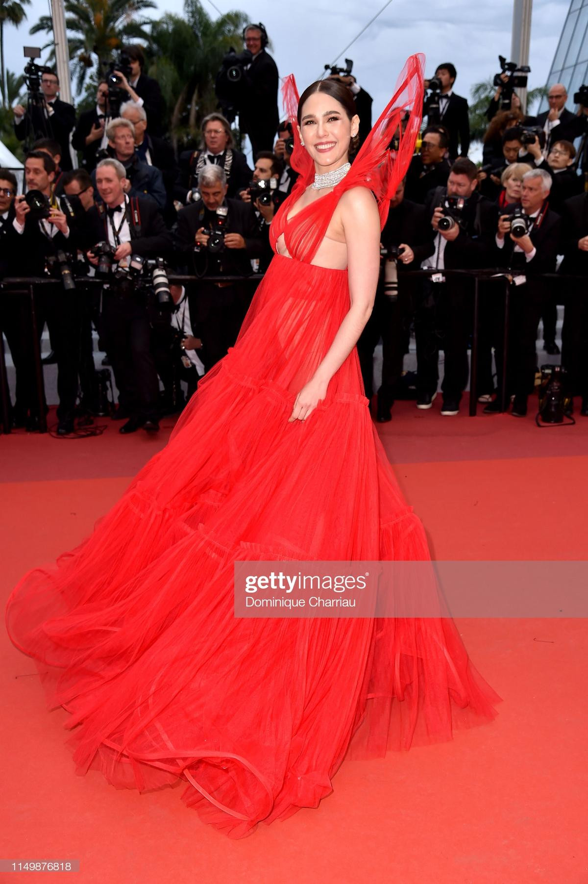 Thảm đỏ Cannes 2019 ngày 4: Sao Thái đọ sắc Hoa ngữ, Chompoo Araya hay Quan Hiểu Đồng nổi bật? Ảnh 4