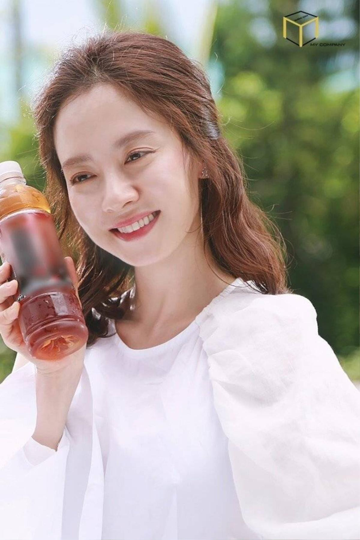 'Mợ ngố' Song Ji Hyo trẻ đẹp tỏa sáng ở tuổi 37, khi nào mới chịu 'yên bề gia thất'? Ảnh 5