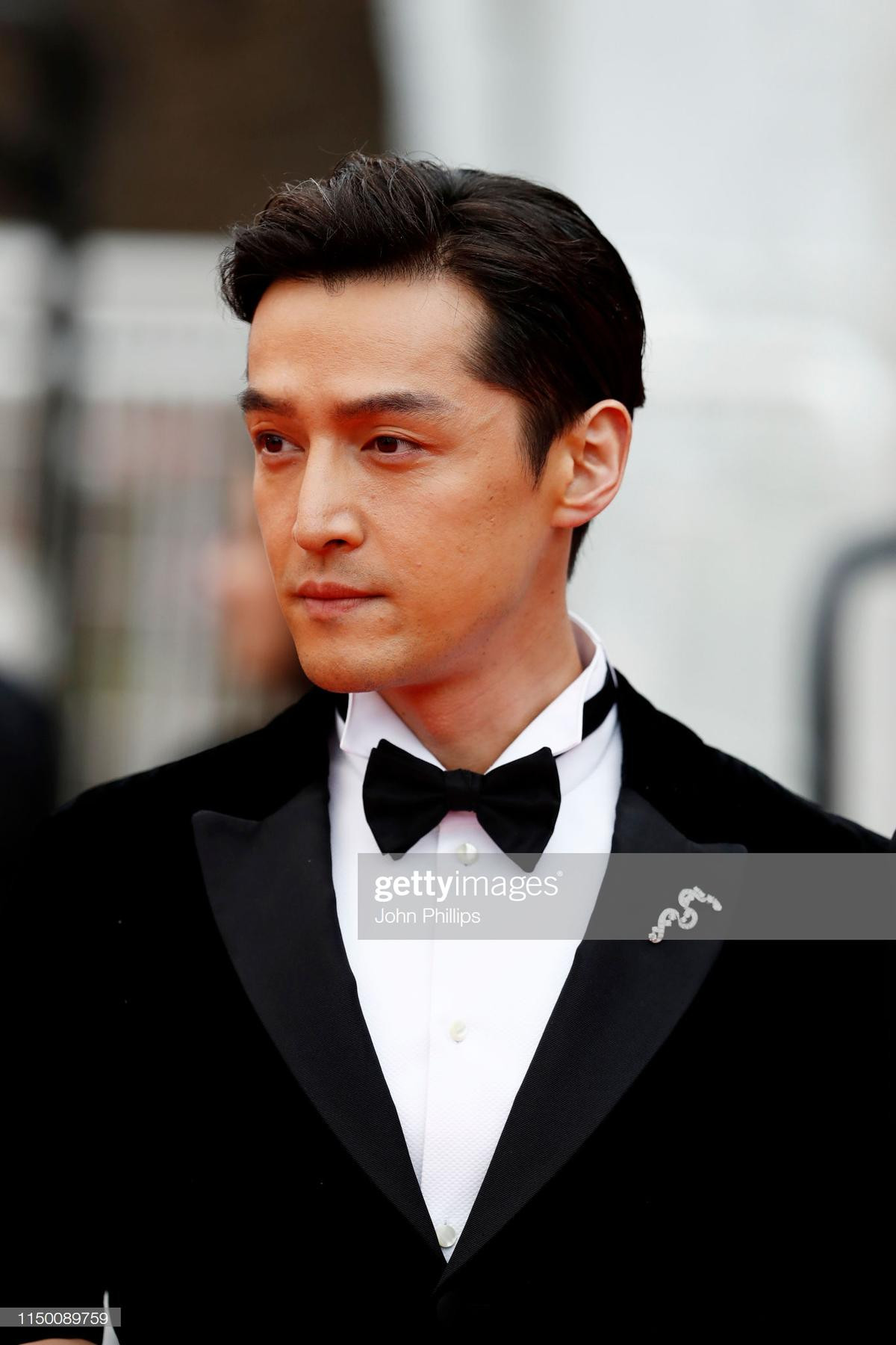 Mặc trời mưa, Quan Hiểu Đồng, Hồ Ca vẫn tỏa sáng trên thảm đỏ Cannes 2019 ngày 5 Ảnh 7