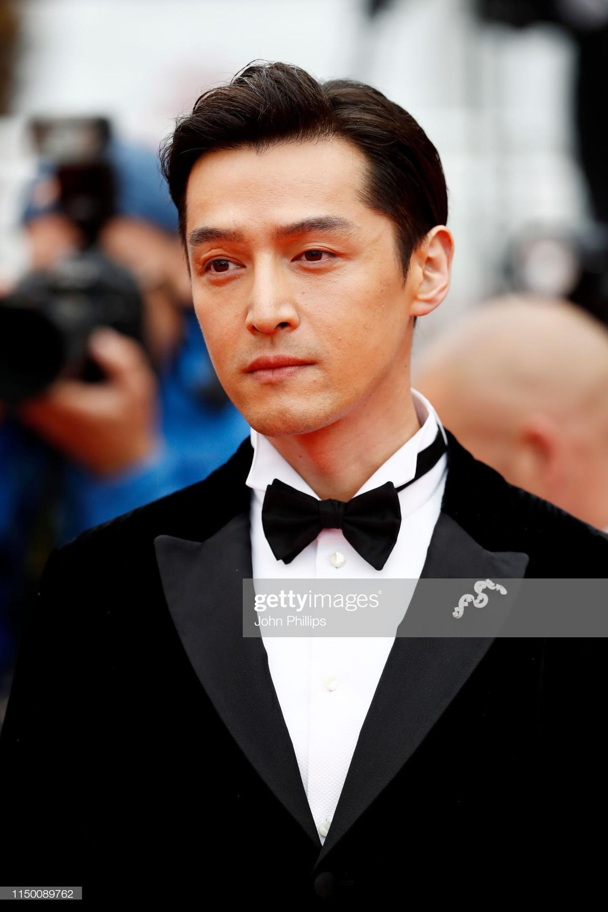 Mặc trời mưa, Quan Hiểu Đồng, Hồ Ca vẫn tỏa sáng trên thảm đỏ Cannes 2019 ngày 5 Ảnh 8