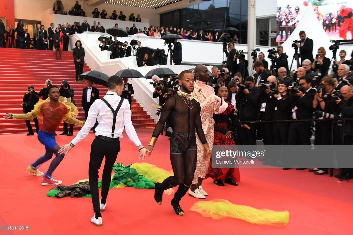 Đến thảm đỏ Cannes 2019 còn sở hữu những thảm họa tạo dáng lố lăng phản cảm Ảnh 5