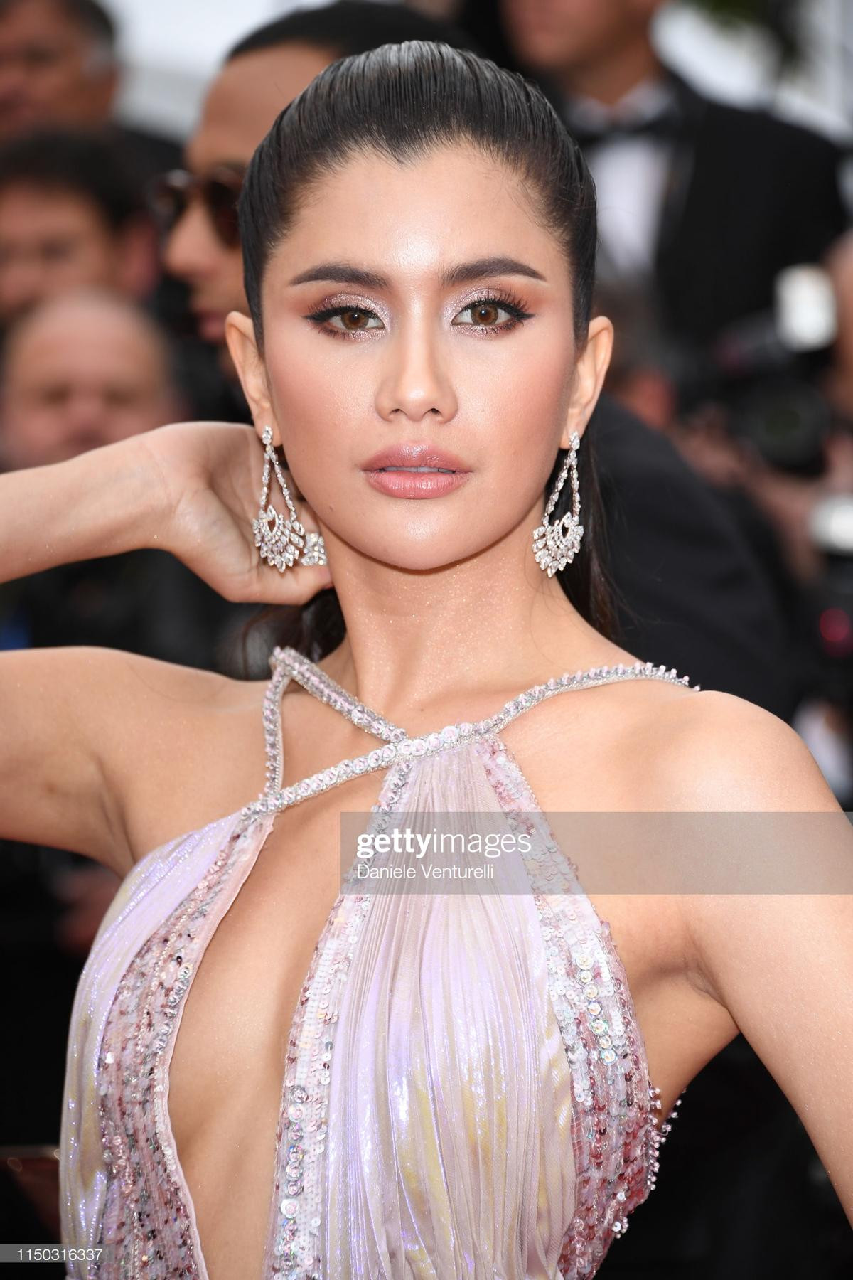 Không phải Trung Quốc, dàn sao Thái Lan chiếm trọn spotlight thảm đỏ Cannes 2019 ngày 6 Ảnh 4