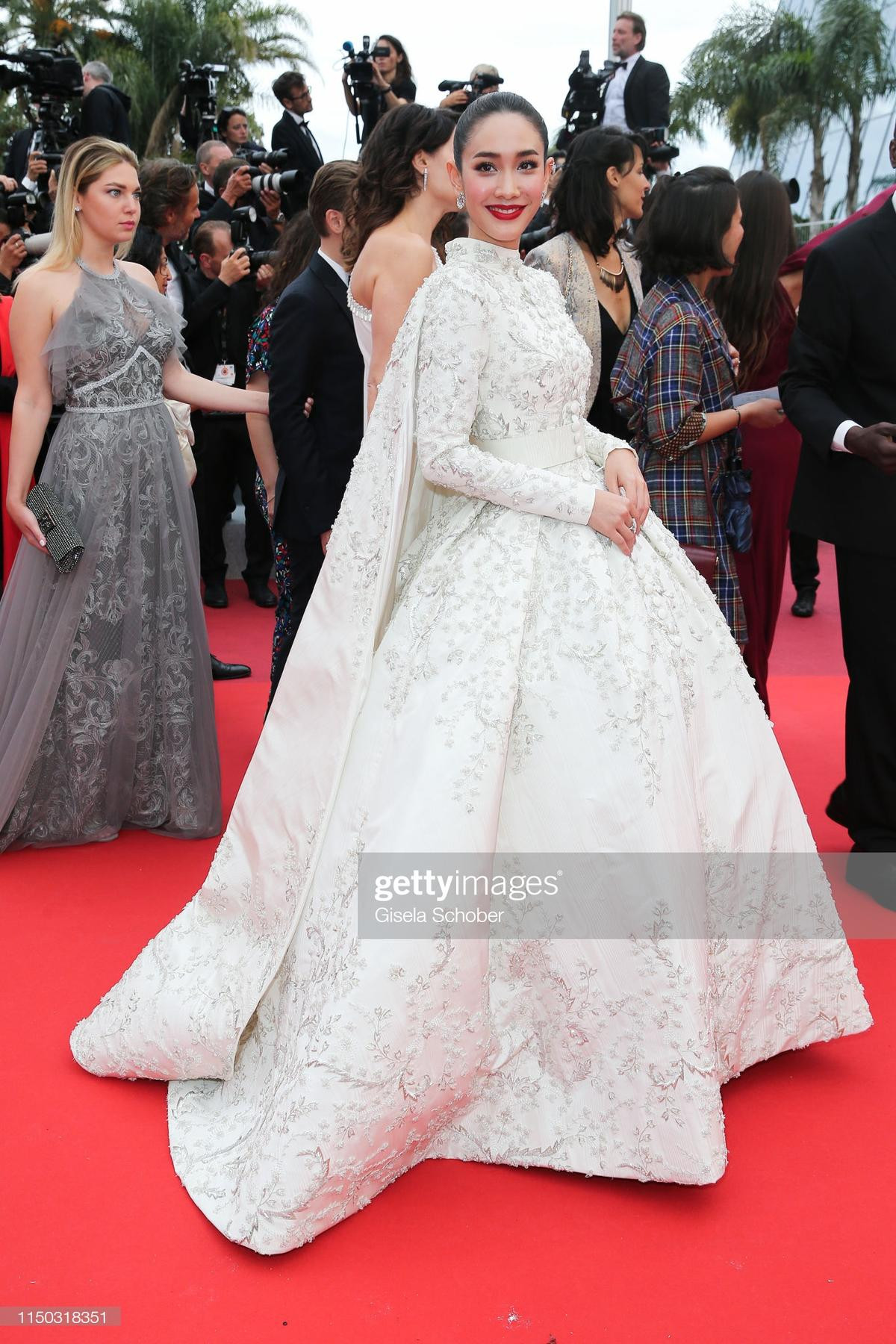 Không phải Trung Quốc, dàn sao Thái Lan chiếm trọn spotlight thảm đỏ Cannes 2019 ngày 6 Ảnh 1