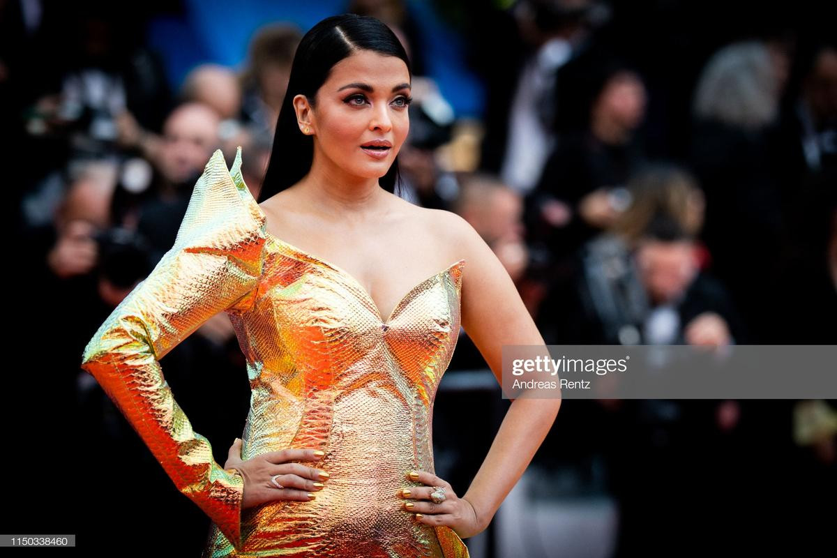 Bi hài Cannes 2019: Giới truyền thông quốc tế nhầm lẫn Ngọc Trinh và Cổ Lực Na Trát trên thảm đỏ ngày 6 Ảnh 4