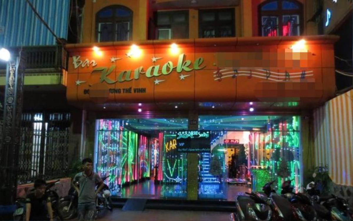 Nghi án nổ súng trước quán karaoke, 1 người tử vong, 2 người khác bị thương Ảnh 1