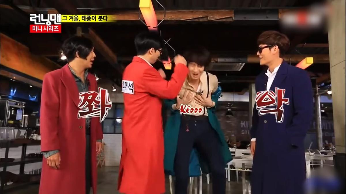 Kbiz có anh em 'đại ngốc' Yoo Jaesuk - Lee Kwangsoo, Vbiz cũng có cặp đôi 'lầy lội' Quang Trung - BB Trần Ảnh 7