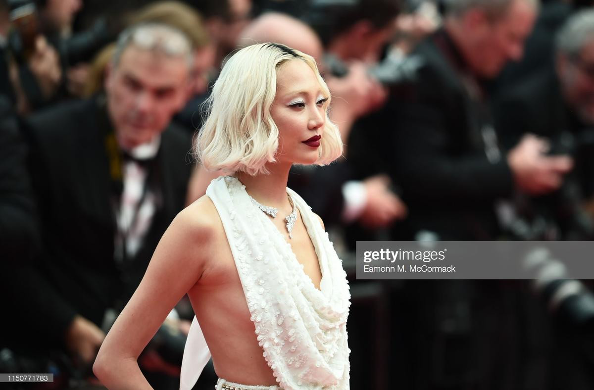 Chương Tử Di, Chu Nhất Long và mỹ nhân 'Tây Du Ký' bừng sáng trên thảm đỏ Cannes 2019 ngày 8 Ảnh 16