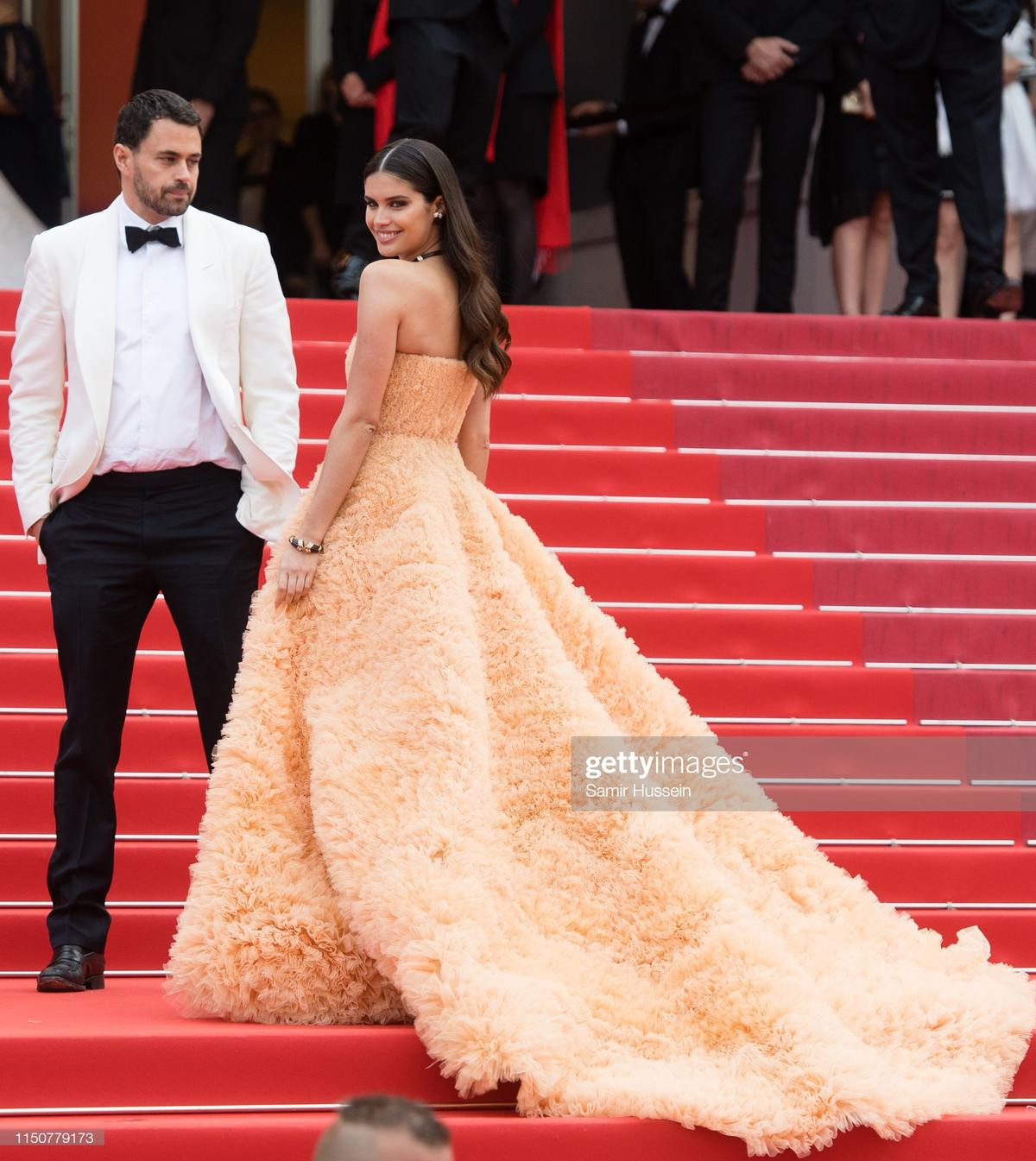 Khoảnh khắc đẹp nao lòng của sao Hollywood trên thảm đỏ Cannes 2019 ngày 8 Ảnh 6