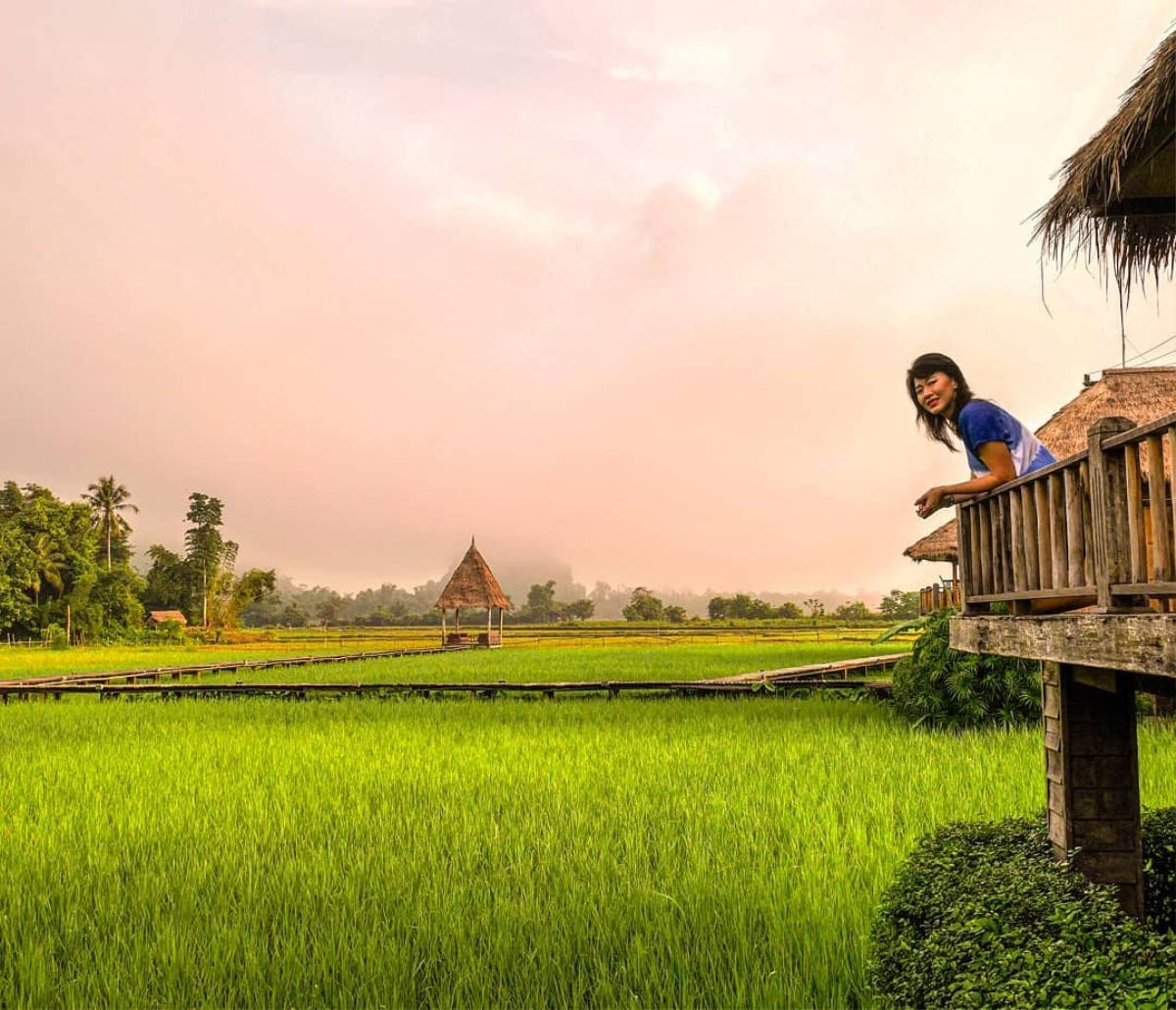 Ngất ngây cây cầu gỗ giữa đồng ruộng xanh rì khiến người ta phải thốt lên: Lào đẹp đến thế này ư? Ảnh 13