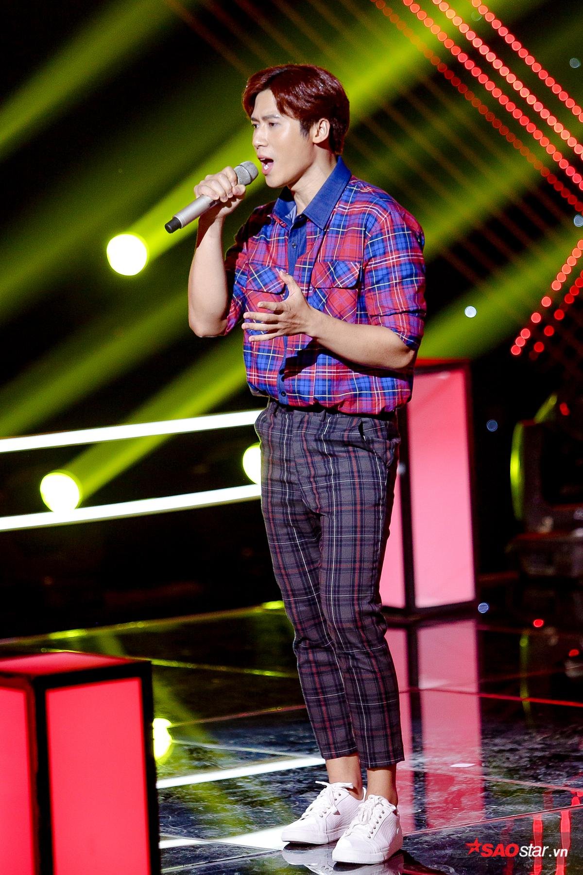 Hoàng Đức Thịnh The Voice 2019 nói gì về nhận xét 'ca sĩ nam phải nam tính' của HLV Hồ Hoài Anh? Ảnh 4