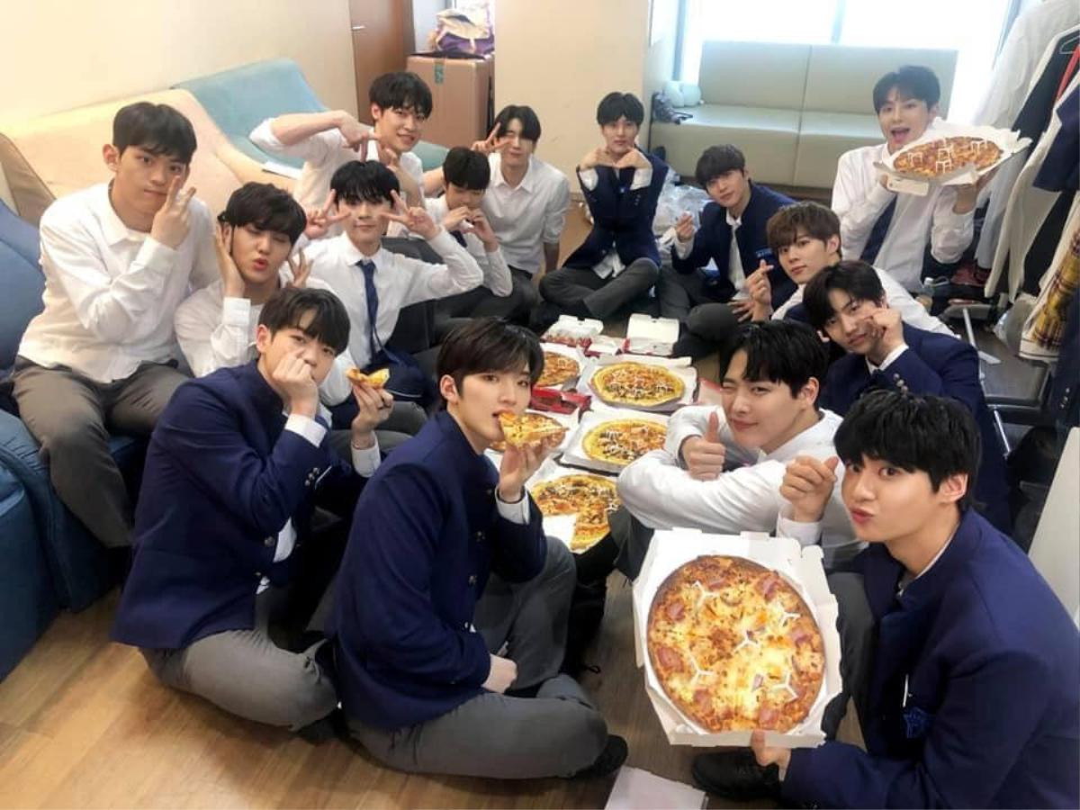 PRODUCE X 101: Đặc quyền của lớp A - Trình diễn trên M COUNTDOWN và có Mini Fanmeeting riêng Ảnh 2