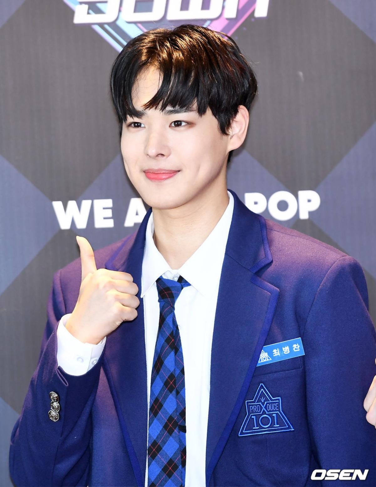 Produce X 101: Dàn thực tập sinh lớp A đẹp xuất thần, đổ bộ thảm đỏ sân khấu 'M Countdown' Ảnh 3