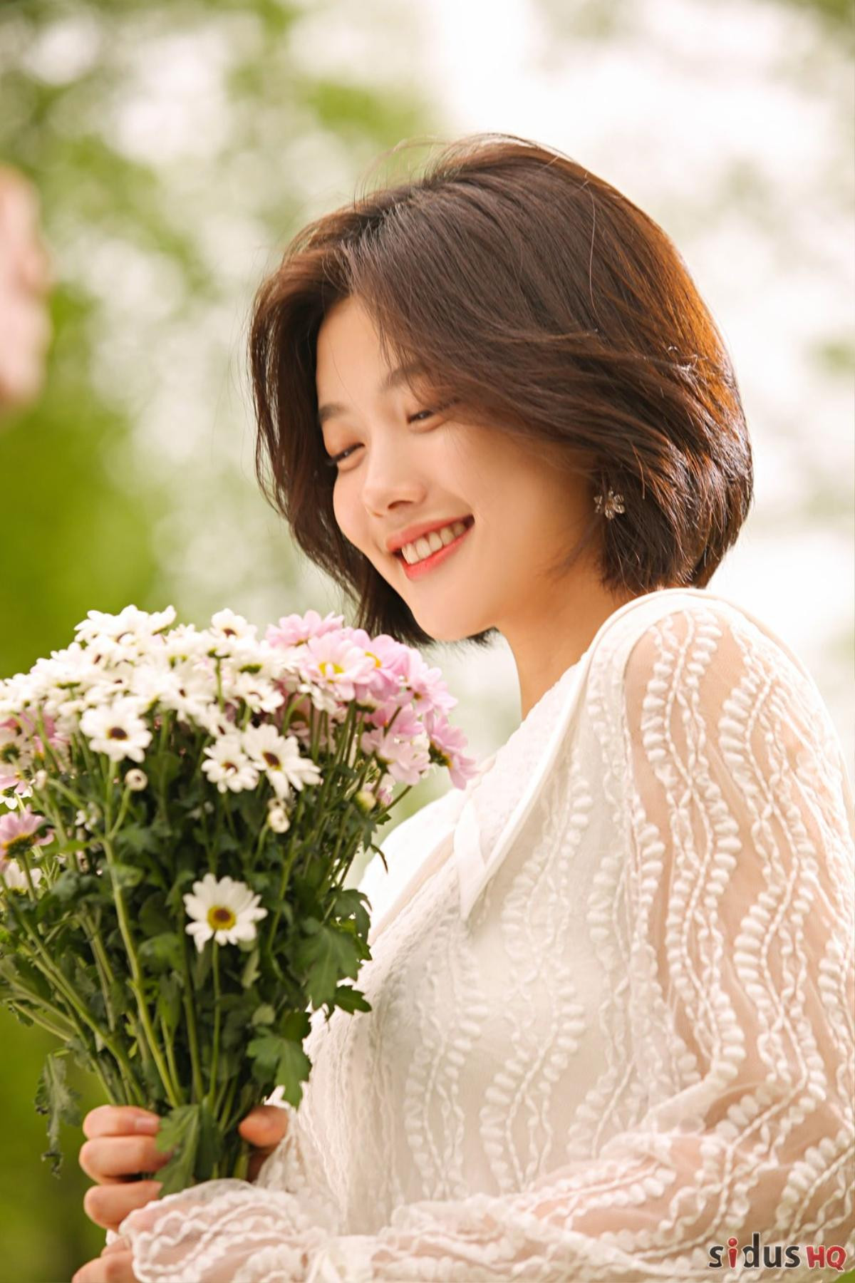 Kim Yoo Jung đẹp tựa nữ thần trong bộ ảnh MV 'Begin Again' của Kim Jae Hwan Ảnh 7