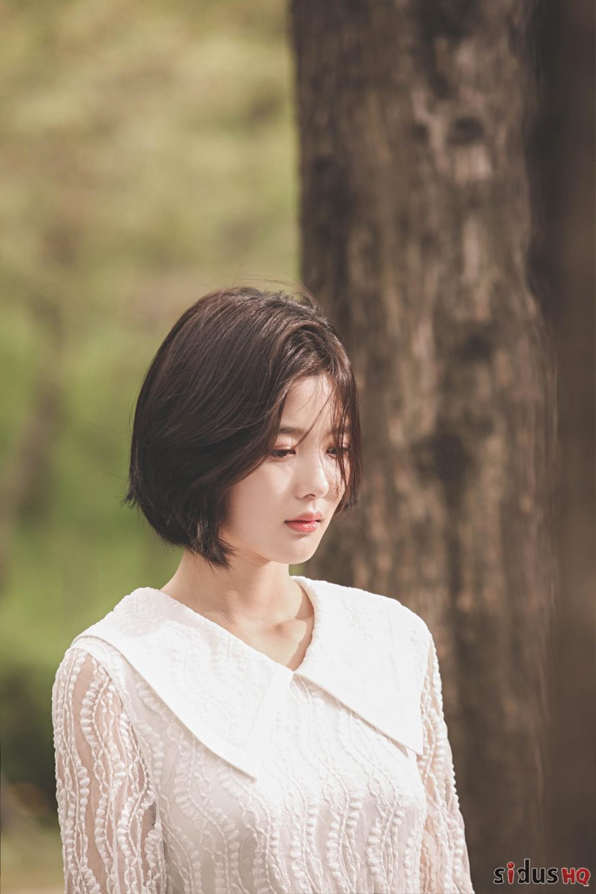 Kim Yoo Jung đẹp tựa nữ thần trong bộ ảnh MV 'Begin Again' của Kim Jae Hwan Ảnh 13