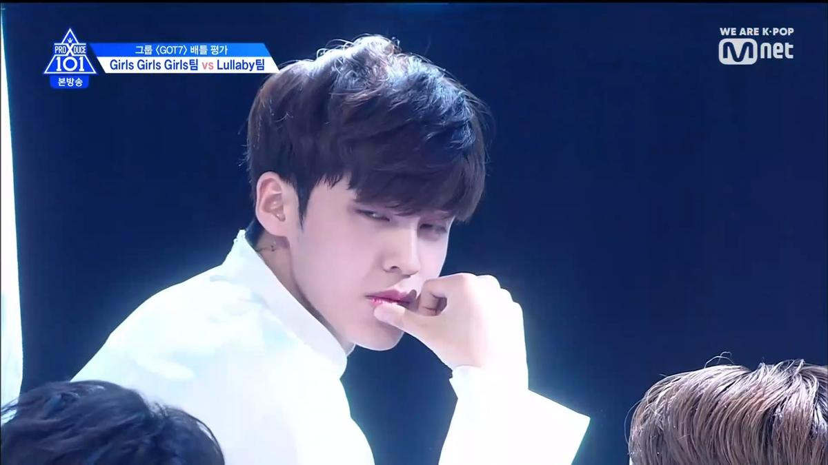 PRODUCE X 101 tập 4: Hạng 1 vòng battle không phải Yohan, Wooseok mà là một ứng cử viên họ Kim bất ngờ khác Ảnh 253