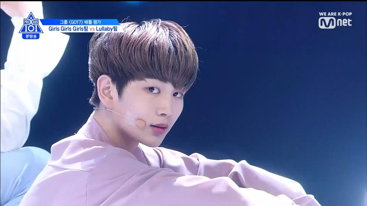 PRODUCE X 101 tập 4: Hạng 1 vòng battle không phải Yohan, Wooseok mà là một ứng cử viên họ Kim bất ngờ khác Ảnh 256