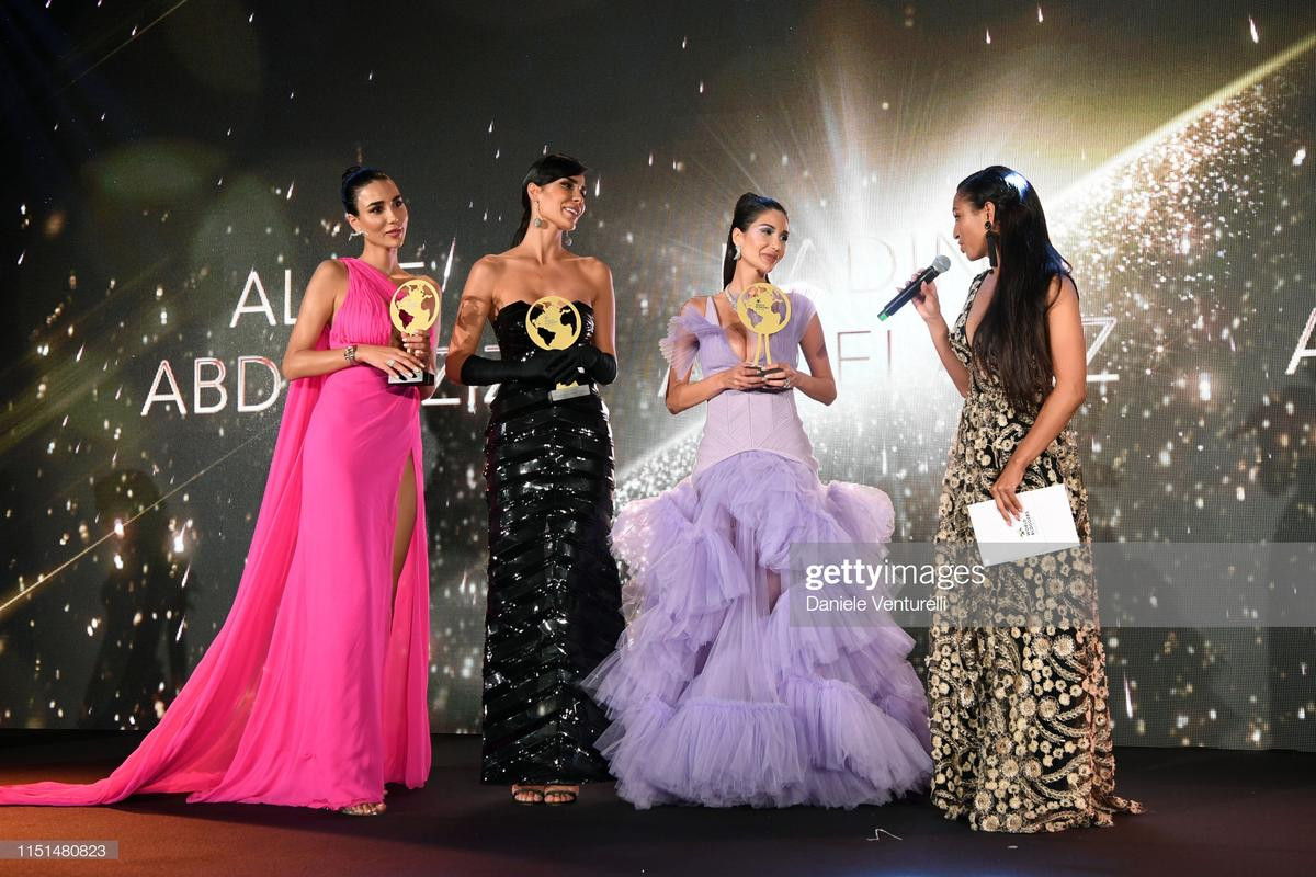 Hoa hậu Jolie Nguyễn khoe body gợi cảm, thắng giải 'Blogger thế giới' tại LHP Cannes 2019 Ảnh 11