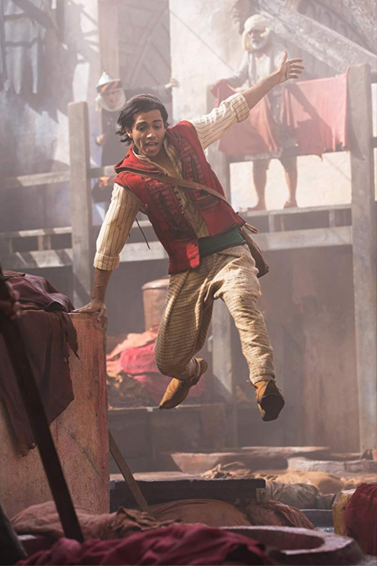 'Aladdin' 2019: Cặp đôi bị chỉ trích trở thành điểm sáng, kẻ được kỳ vọng lại gây thất vọng Ảnh 4