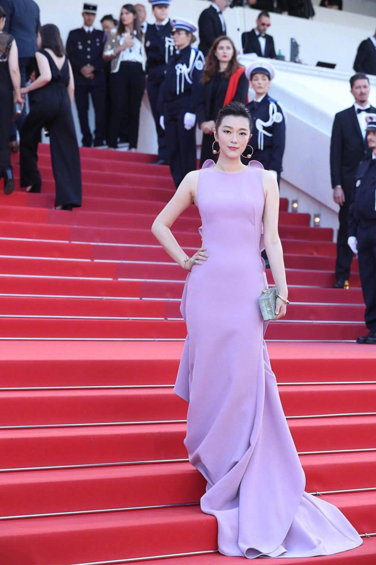 'Ông hoàng bà hậu phòng vé' Song Kang Ho - Chương Tử Di tỏa sáng trên thảm đỏ bế mạc Cannes 2019 Ảnh 22