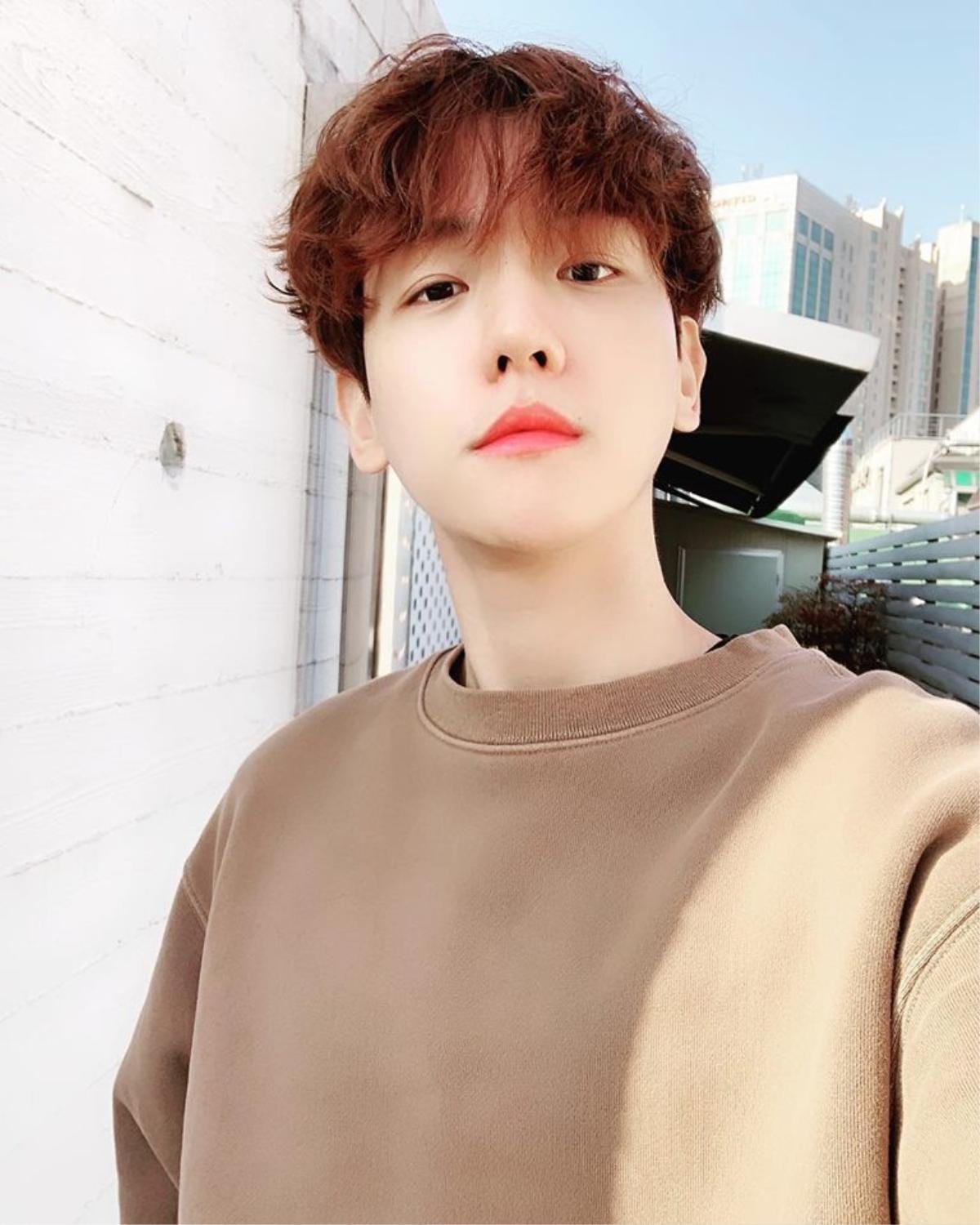 Sehun (EXO) gửi xe thực phẩm tặng Park Min Young, được Baekhyun ủng hộ dù không có khả năng selfie Ảnh 6