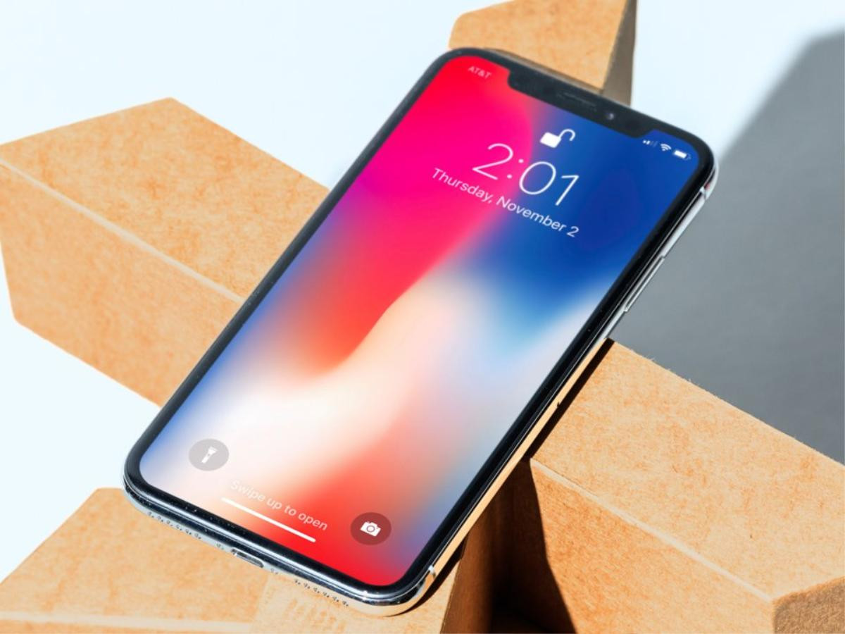 Smartphone cao cấp từ Apple hay Samsung ngày càng đắt, may là vẫn có một điểm 'cứu cánh' Ảnh 1