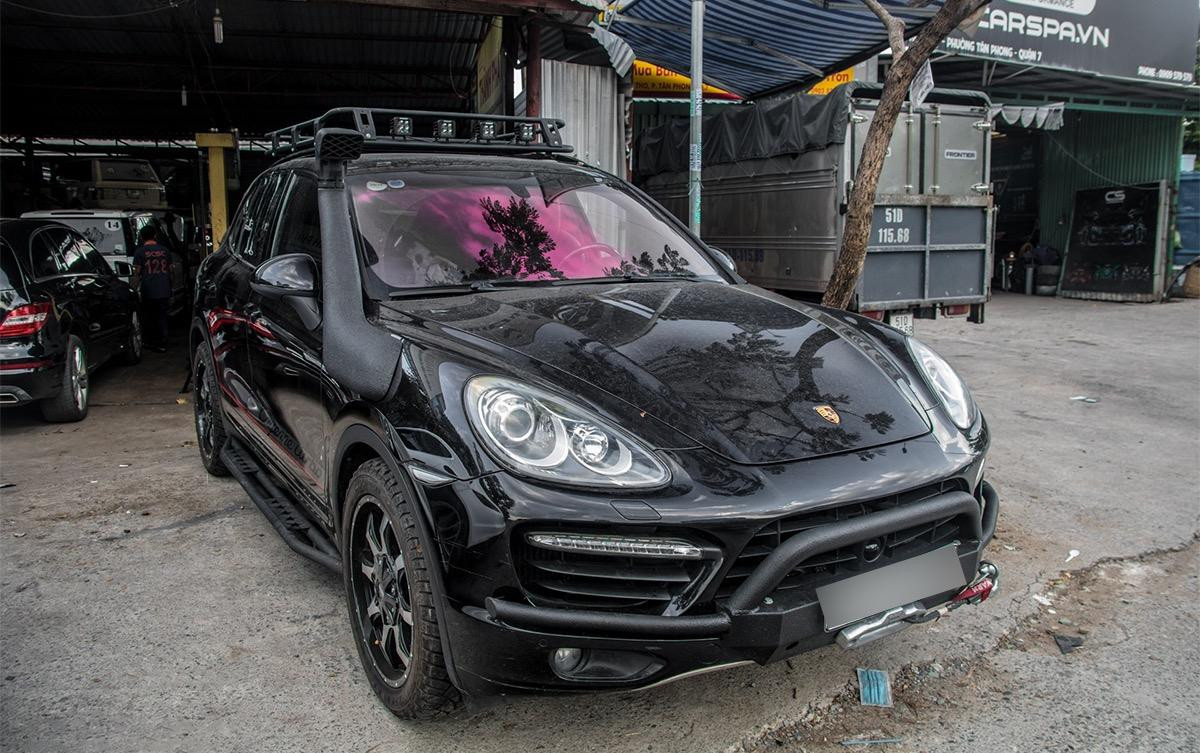  siêu xe Porsche Cayenne của ông Đặng Lê Nguyên Vũ