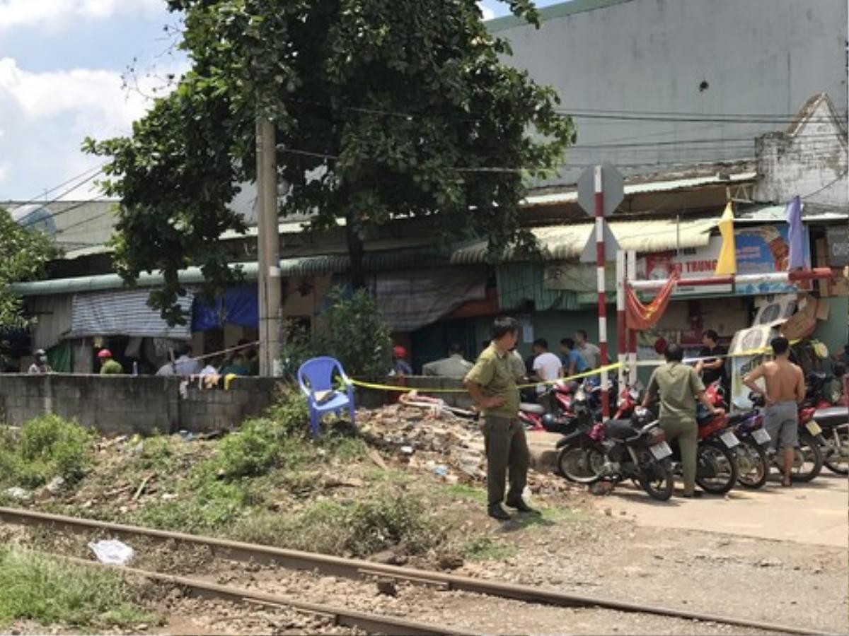 Bình Dương: Thảm án cả chồng, con, vợ đang mang bầu tháng thứ 8 đều tử vong trong căn phòng khoá trái Ảnh 1