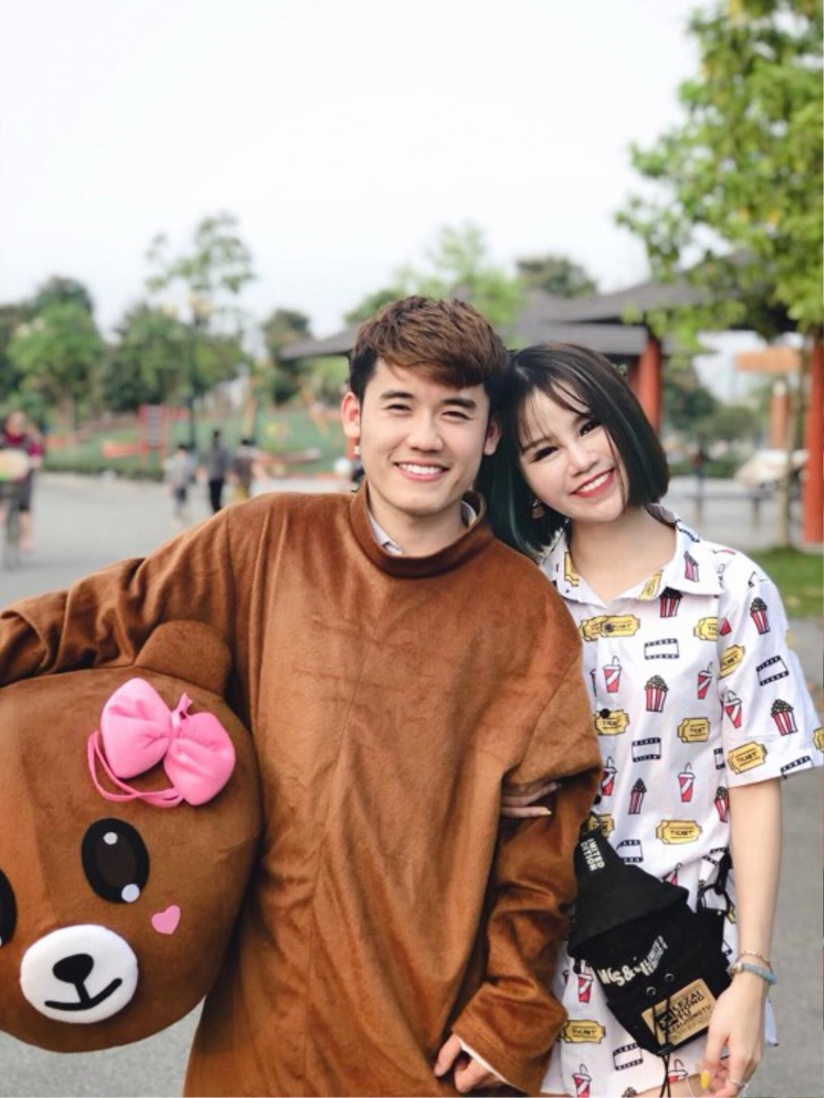 Gái xinh bị 'ném đá' trong các vlog của bà Tân hóa ra là hotgirl nổi tiếng của Bắc Giang, tiết lộ sự thật về thu nhập khi tham gia đóng vlog Ảnh 11