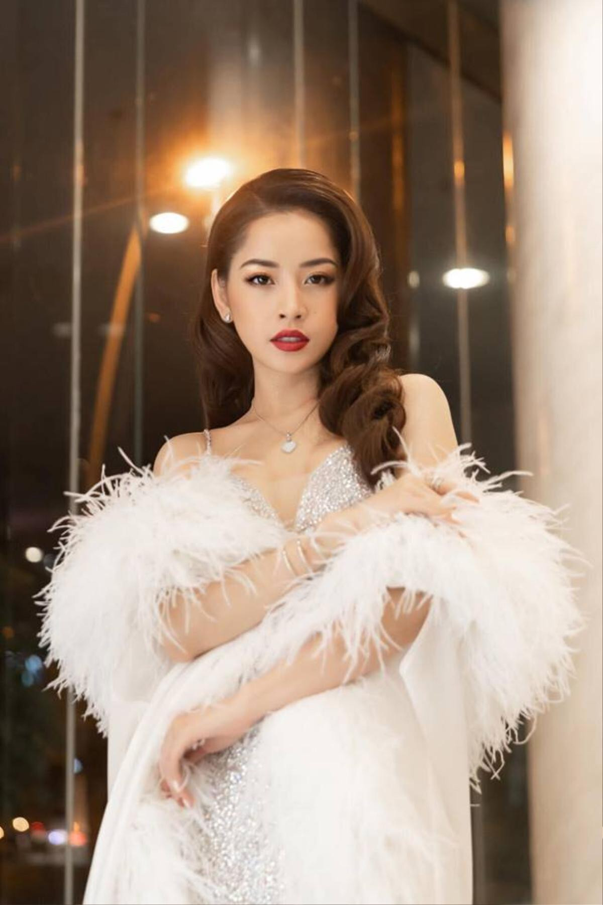 Không chỉ xinh đẹp, những hotgirl Việt này còn sở hữu khối tài sản bạc tỷ khi còn rất trẻ Ảnh 11