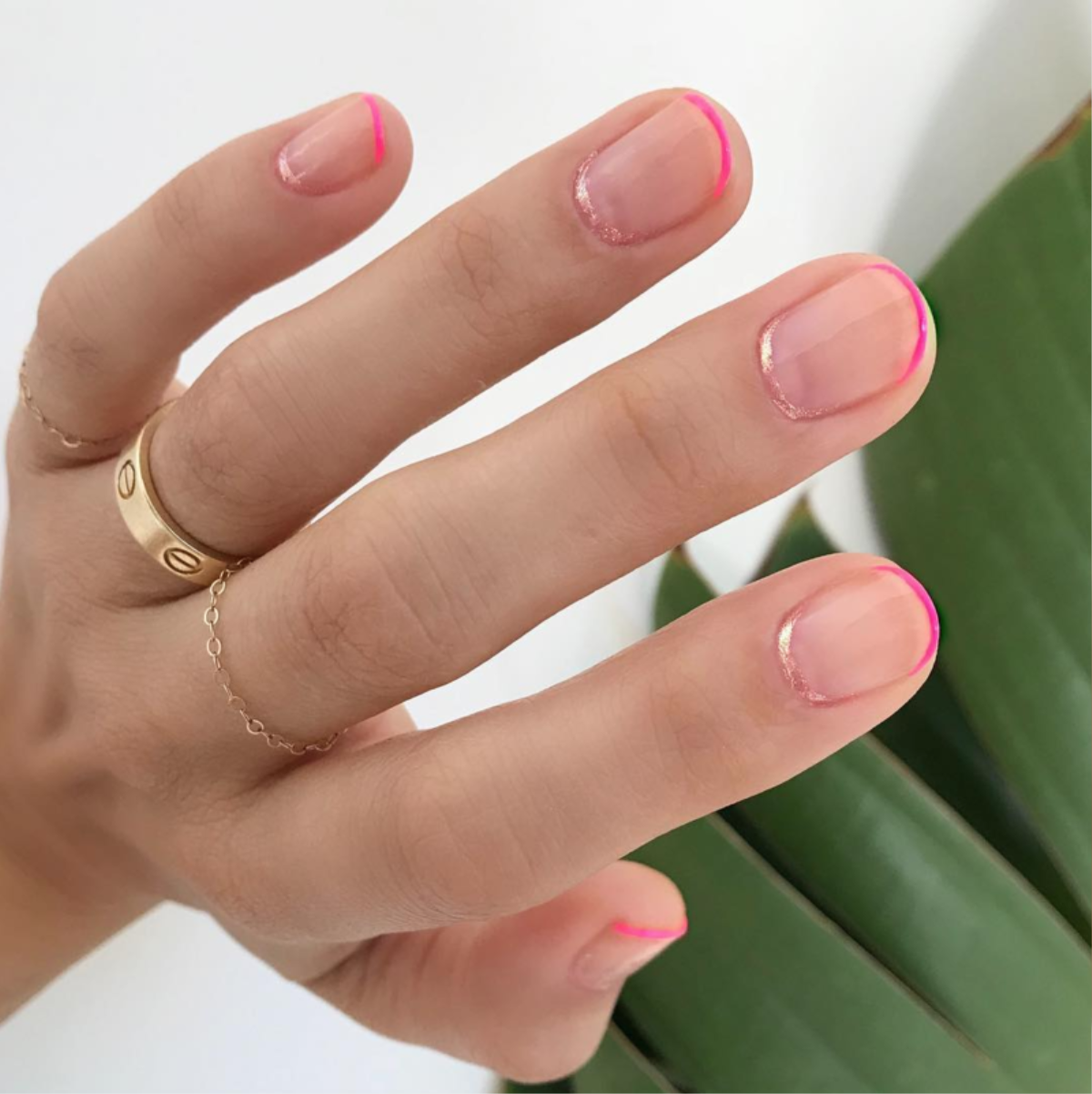 Mê mẩn với những mẫu nail màu pastel hot hit ‘nhắm mắt cũng làm được’ Ảnh 11