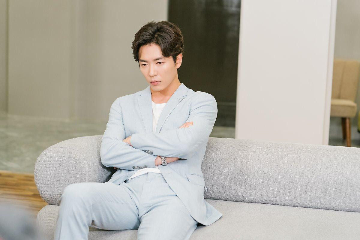 Phim 'Bí mật nàng fangirl': Bộ ảnh cuối gây thương nhớ của 'sát nhân' Kim Jae Wook Ảnh 2