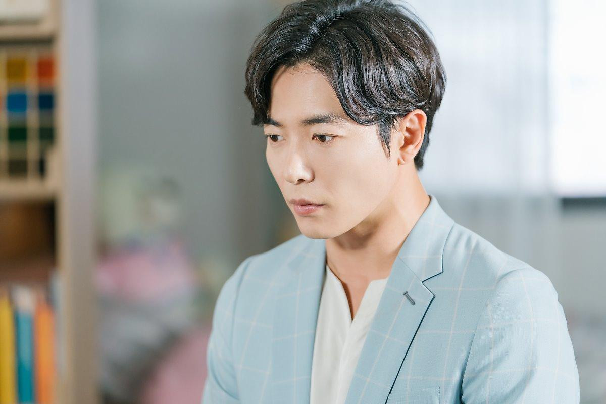 Phim 'Bí mật nàng fangirl': Bộ ảnh cuối gây thương nhớ của 'sát nhân' Kim Jae Wook Ảnh 20