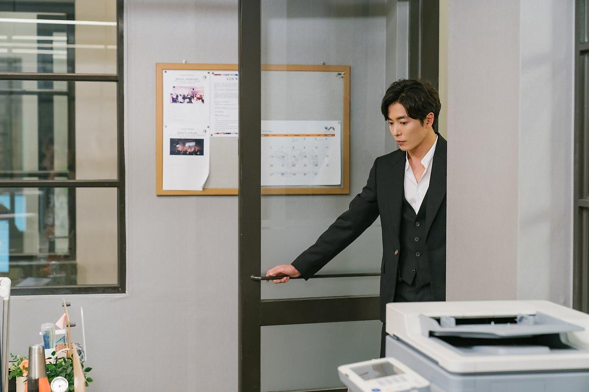 Phim 'Bí mật nàng fangirl': Bộ ảnh cuối gây thương nhớ của 'sát nhân' Kim Jae Wook Ảnh 34